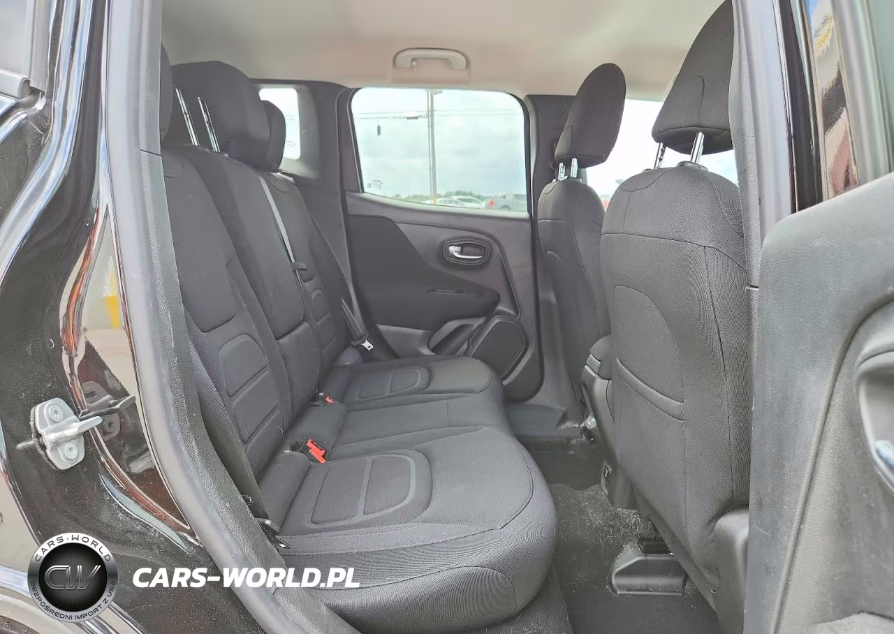 2021 Jeep Renegade Latitude VIN:ZACNJCBB4MPN26826 - 11