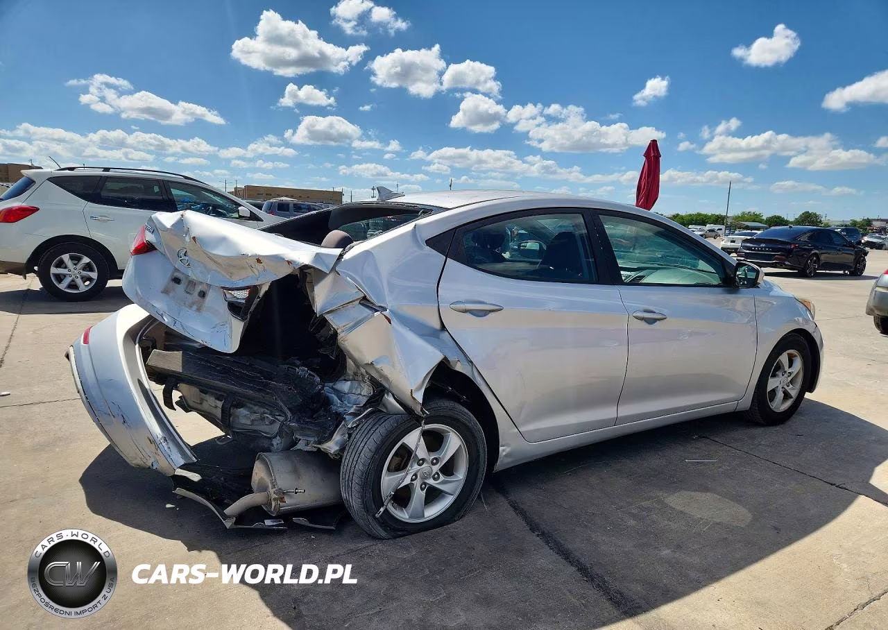 2015 Hyundai Elantra Se VIN:5NPDH4AE0FH636358 - 3
