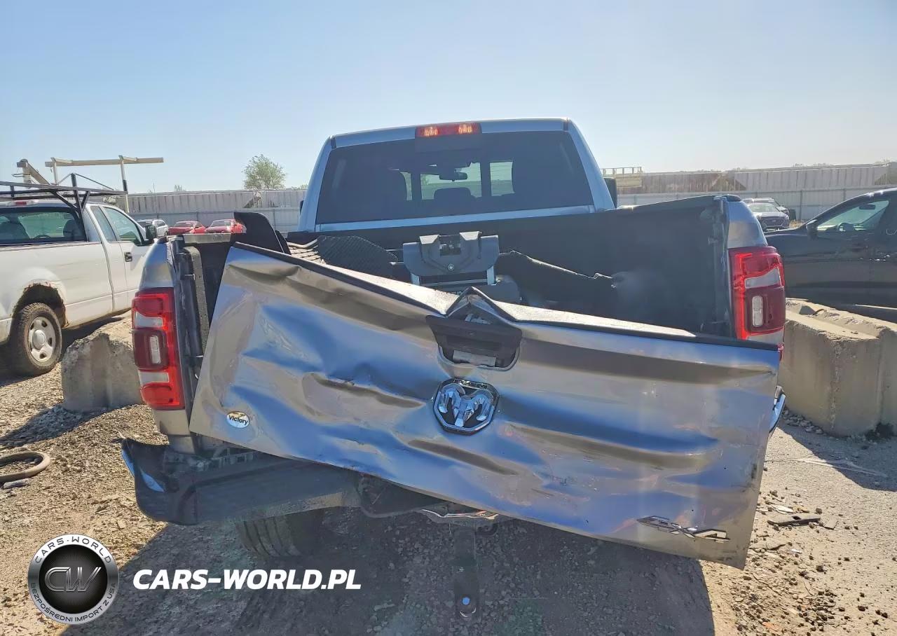 2024 Ram 2500 Tradesman VIN:3C6UR5CJ7RG180313 - 6