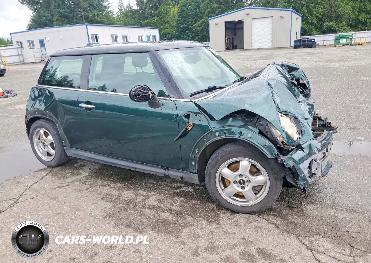 2010 Mini Cooper VIN:WMWMF3C54ATZ21725 - 4