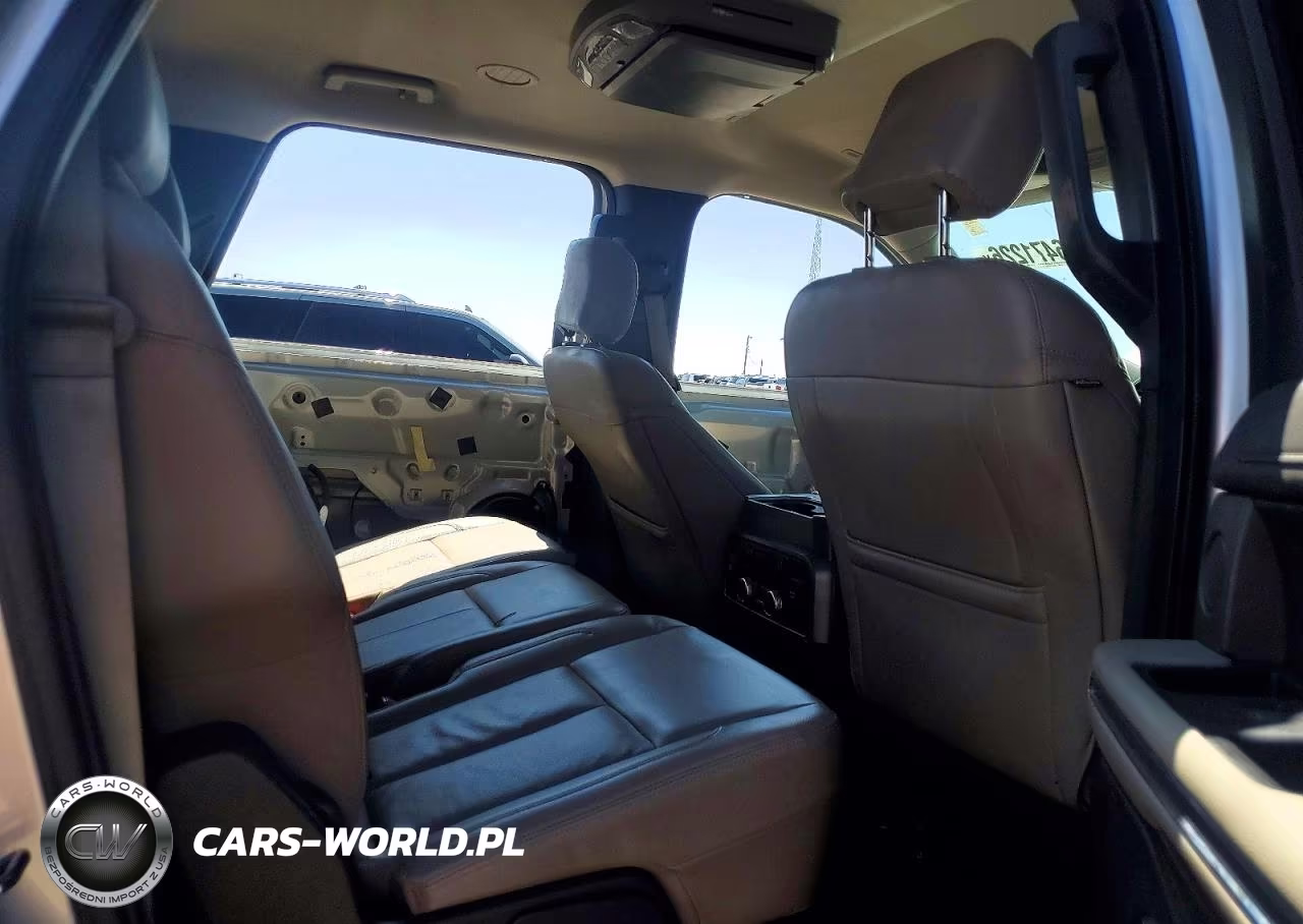 2019 Ford Expedition Max Xlt VIN:1FMJK1JT8KEA76824 - 11