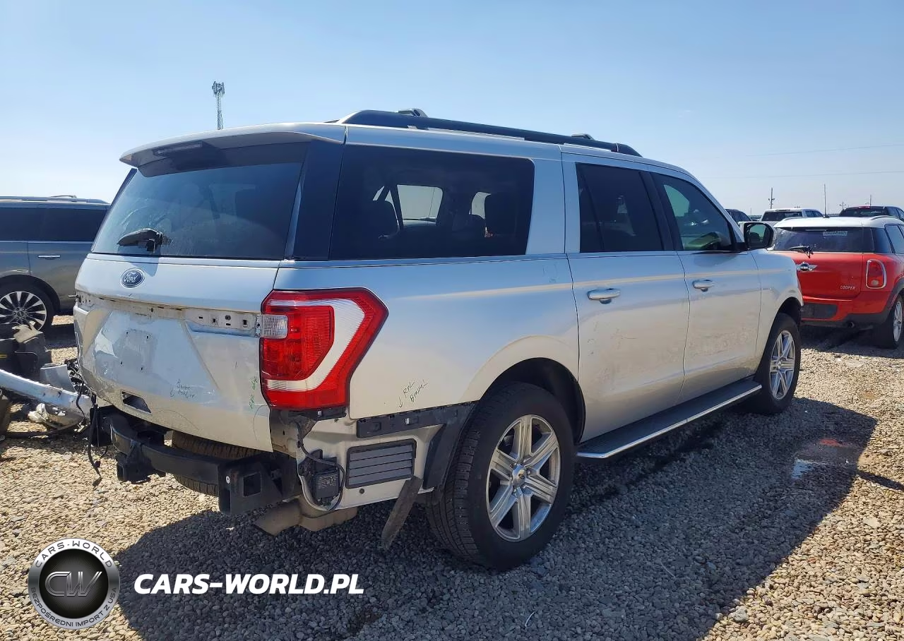 2019 Ford Expedition Max Xlt VIN:1FMJK1JT8KEA76824 - 3