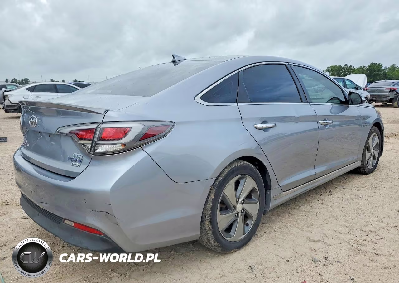 2016 Hyundai Sonata Plug-In Hybrid Limited VIN:KMHE54L29GA029847 - 3