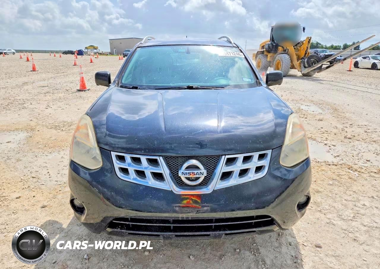 2013 Nissan Rogue S VIN:JN8AS5MV2DW638324 - 5