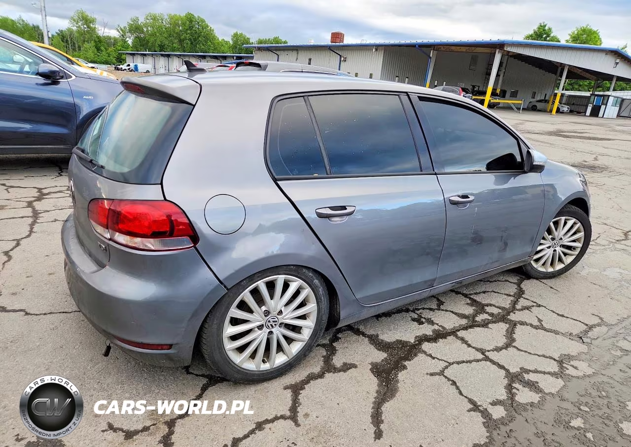 2012 Volkswagen Golf VIN:WVWDM7AJ1CW200392 - 3