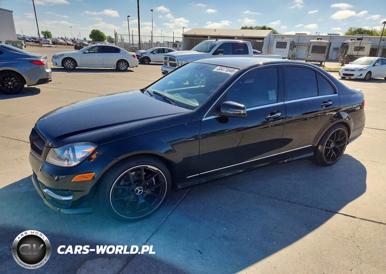 2014 Mercedes-Benz C 250 – zdjęcie 1 z 12