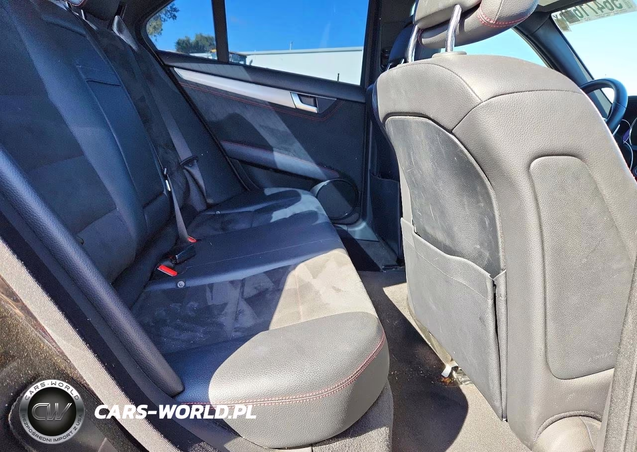 2014 Mercedes-Benz C 250 VIN:WDDGF4HBXEA902687 - 10