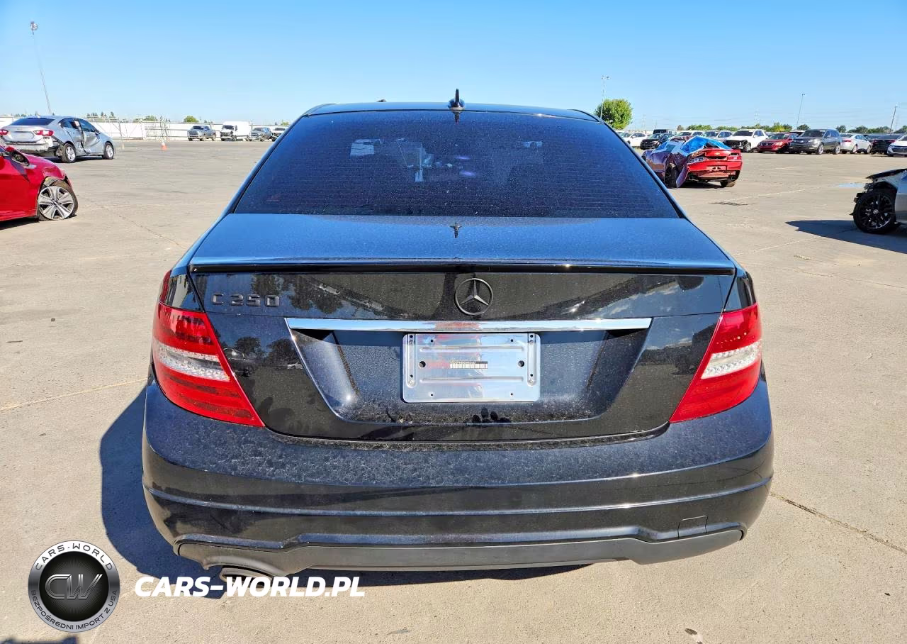 2014 Mercedes-Benz C 250 VIN:WDDGF4HBXEA902687 - 6