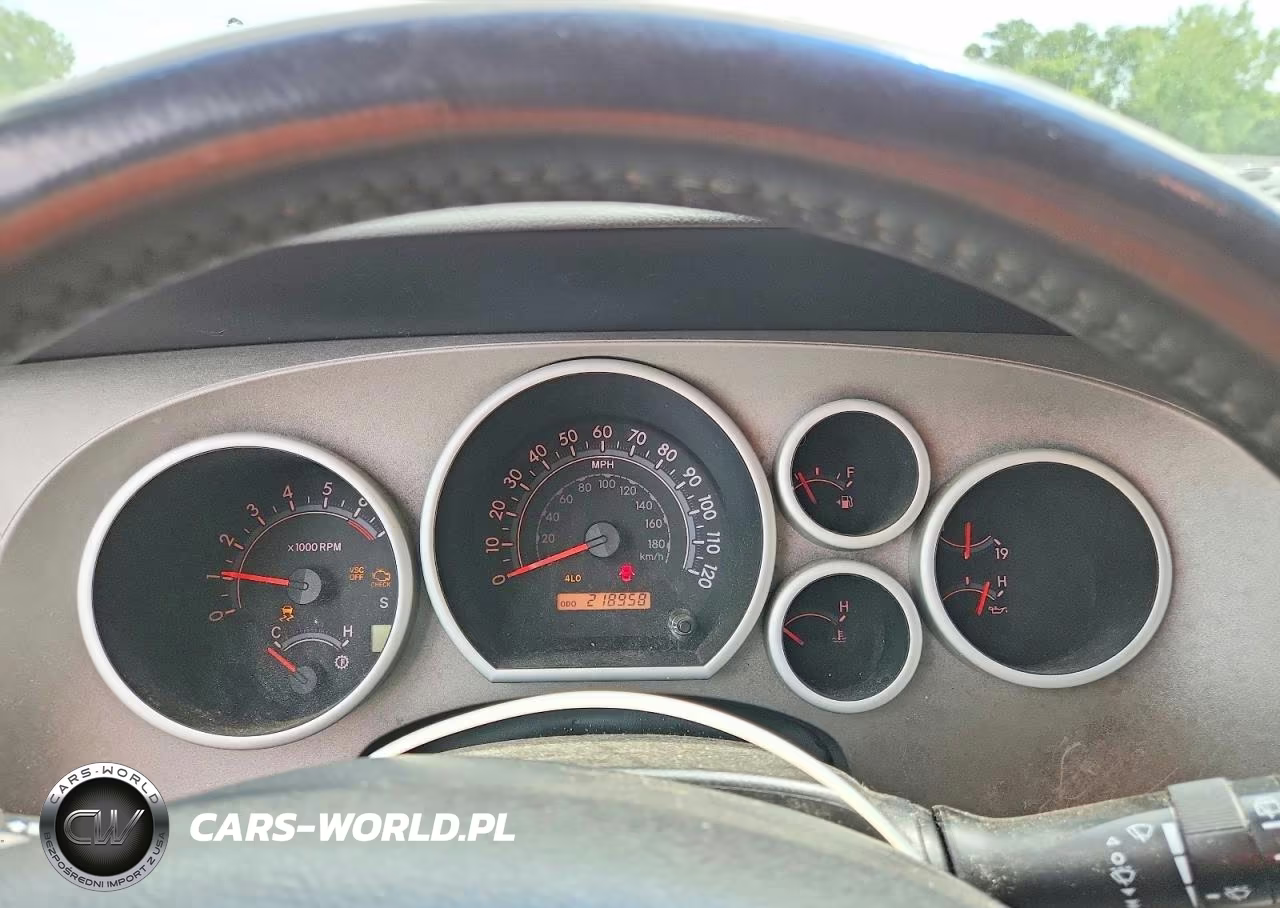 2010 Toyota Sequoia Sr5 VIN:5TDBY5G1XAS027105 - 9