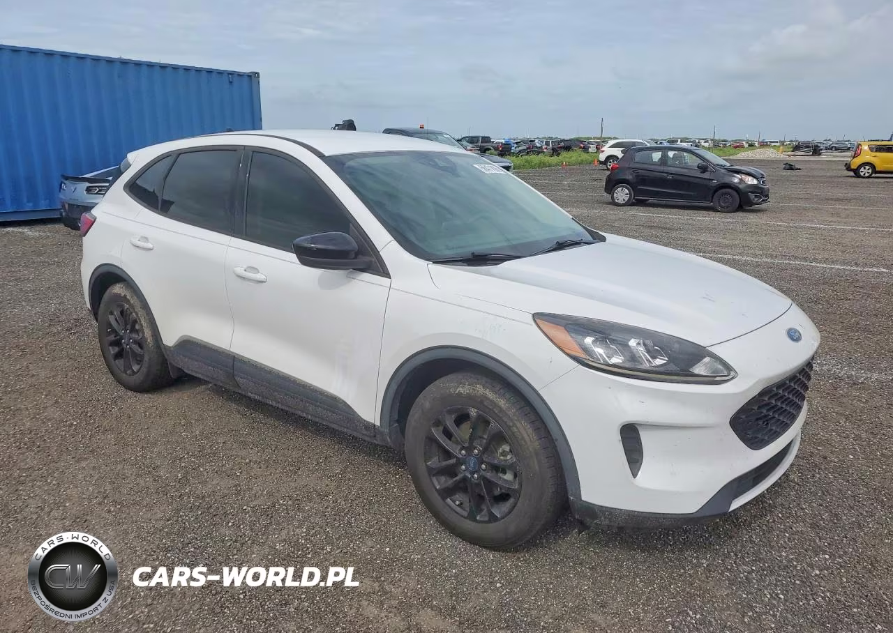 2020 Ford Escape Se Sport VIN:1FMCU0BZ1LUA69365 - 4