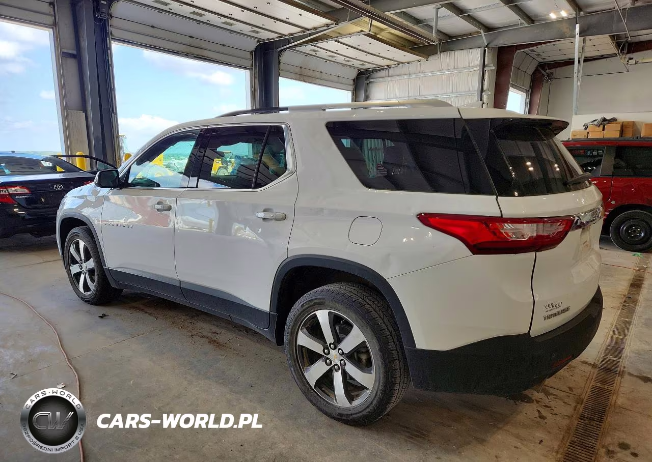 2018 Chevrolet Traverse Lt VIN:1GNERHKW5JJ237601 - 2
