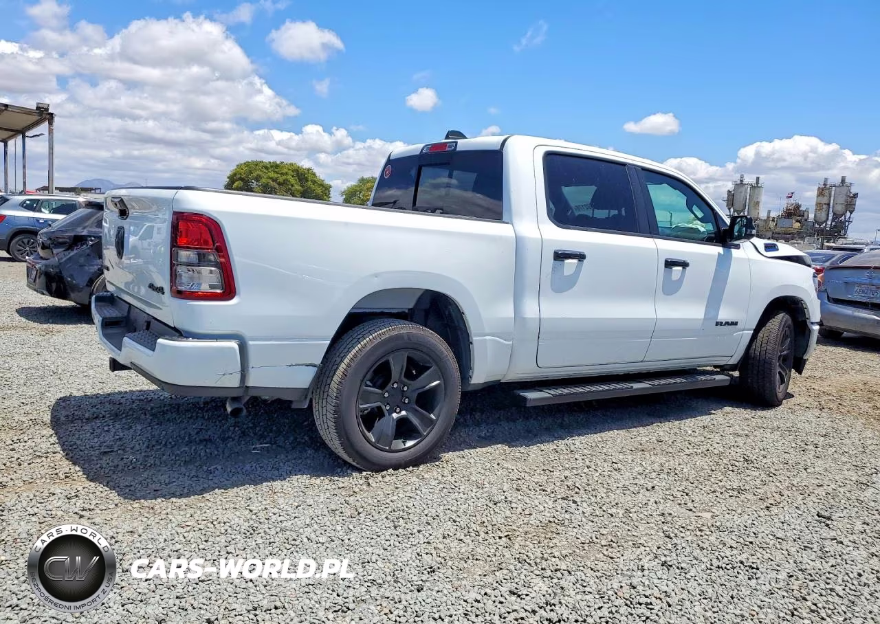 2024 Ram 1500 Big Horn VIN:1C6RRFFG2RN139798 - 3