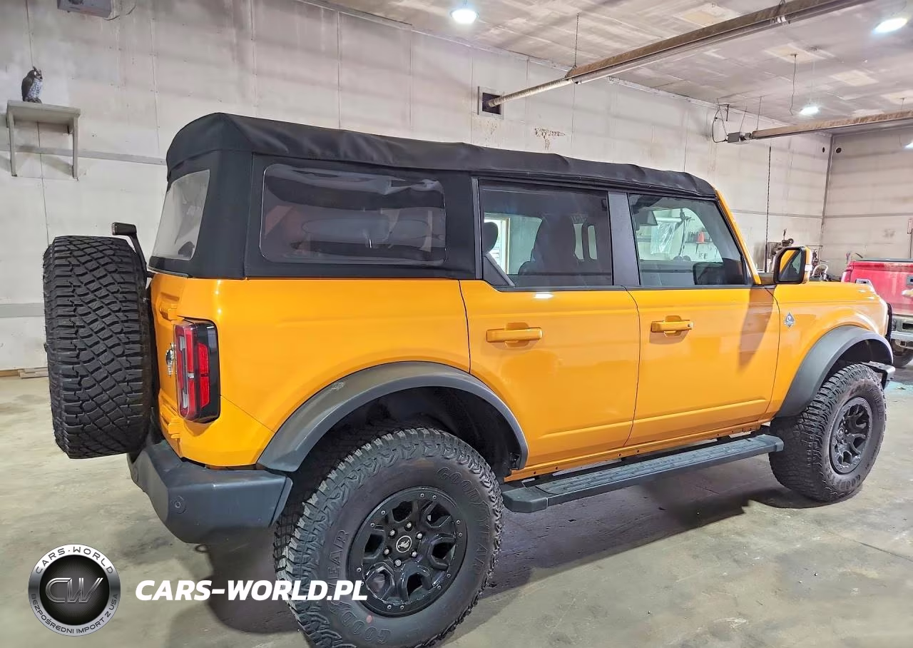 2021 Ford Bronco Base VIN:1FMEE5DP3MLA88960 - 3