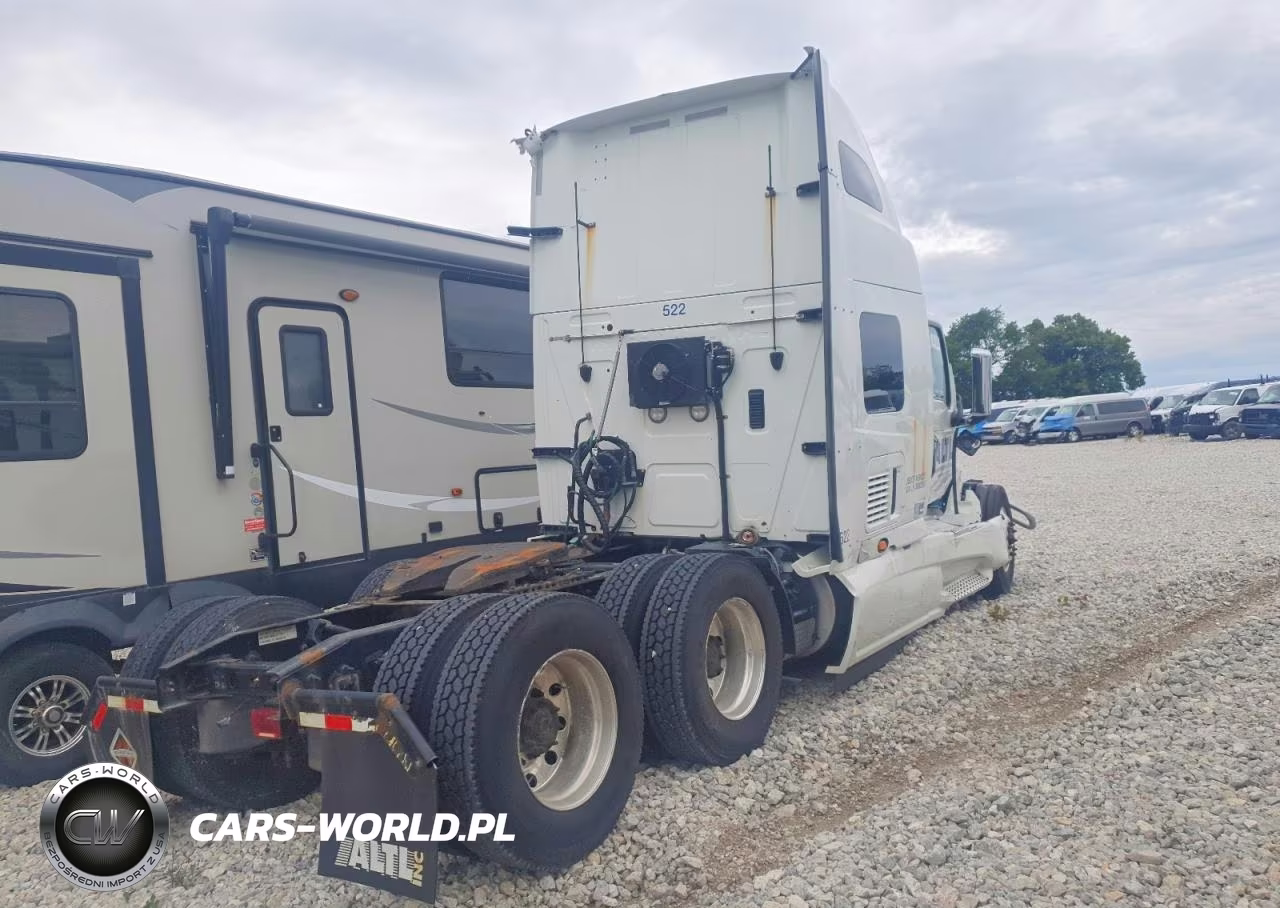 2020 International Lt625 Semi Truck VIN:3HSDZAPR4LN308230 - 4