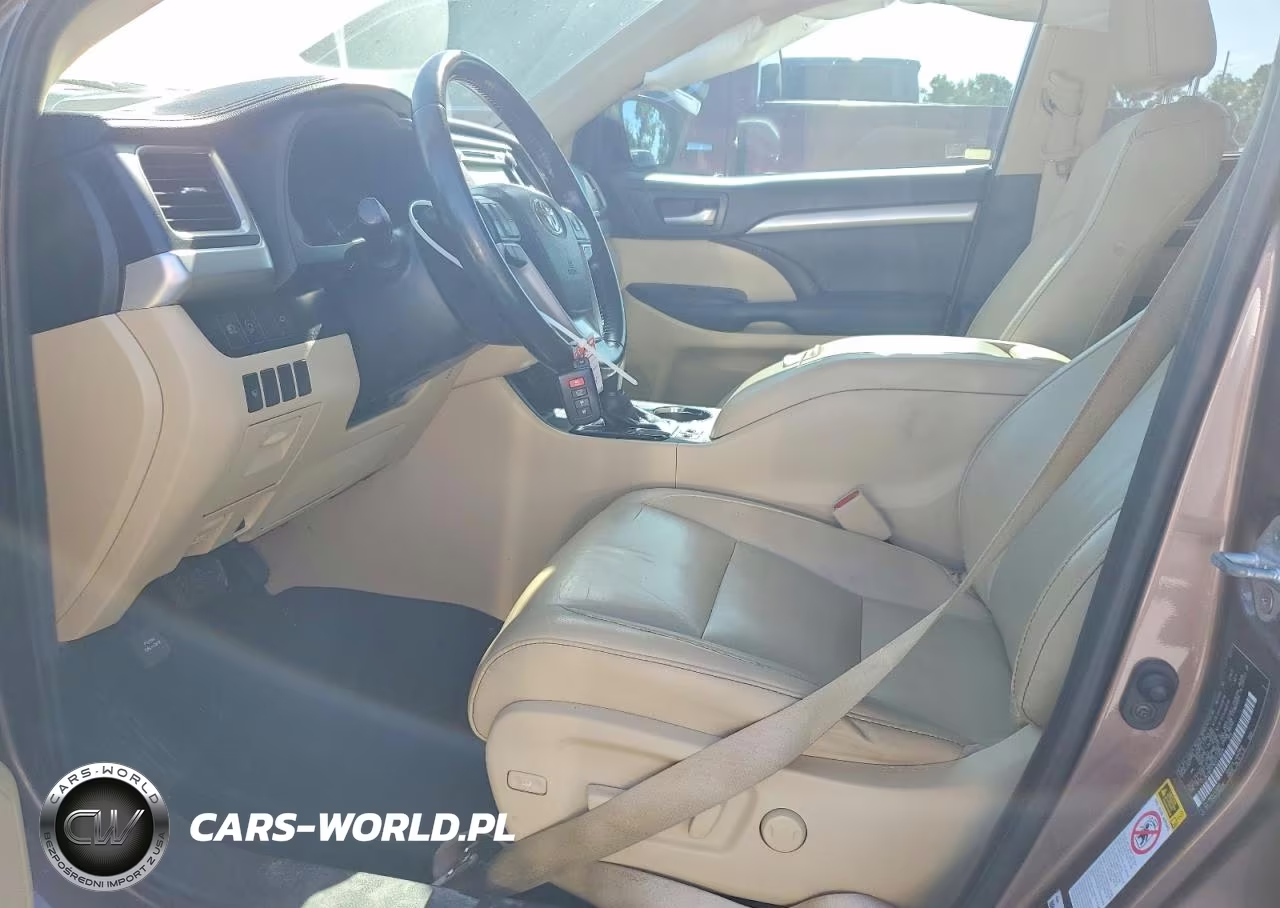 2019 Toyota Highlander Xle VIN:5TDKZRFH1KS312604 - 7