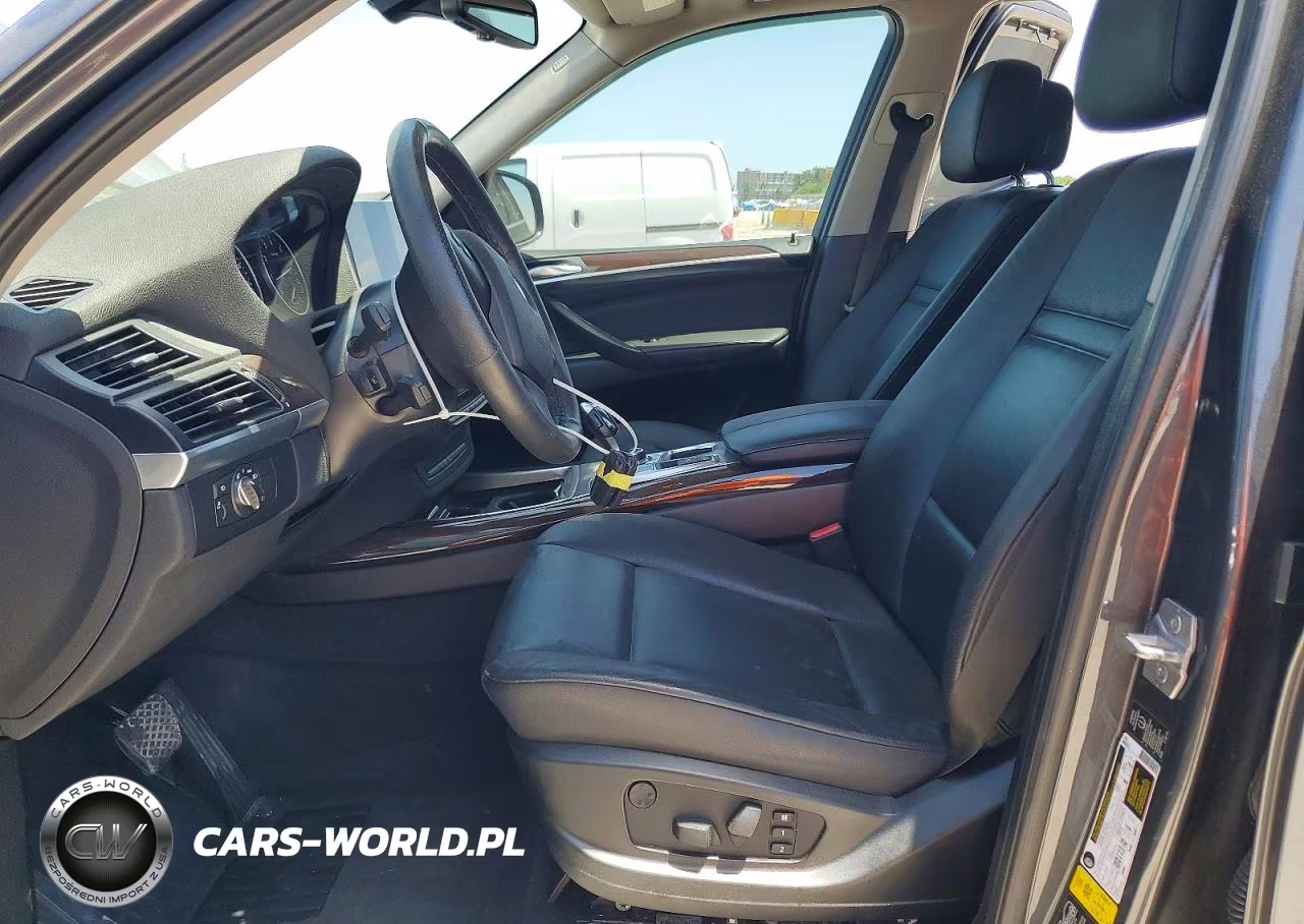 2013 BMW X5 xDrive35I VIN:5UXZV4C53D0E11522 - 7