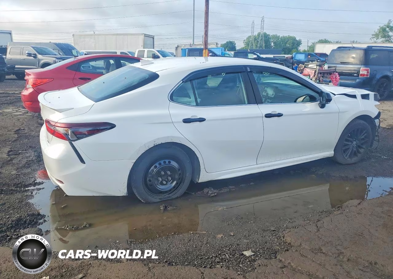2024 Toyota Camry Se VIN:4T1G11AK2RU890682 - 3