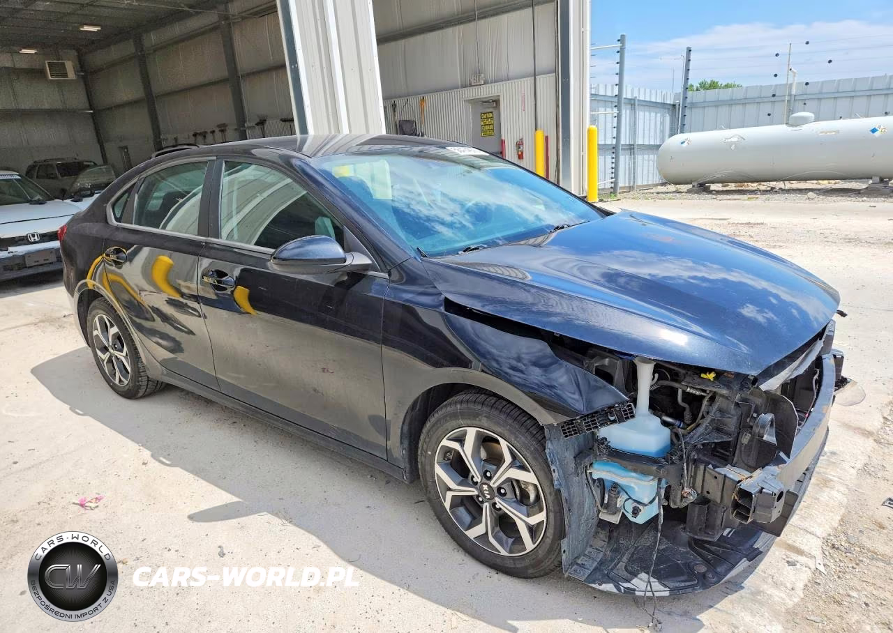 2021 Kia Forte Lxs VIN:3KPF24AD4ME359443 - 4