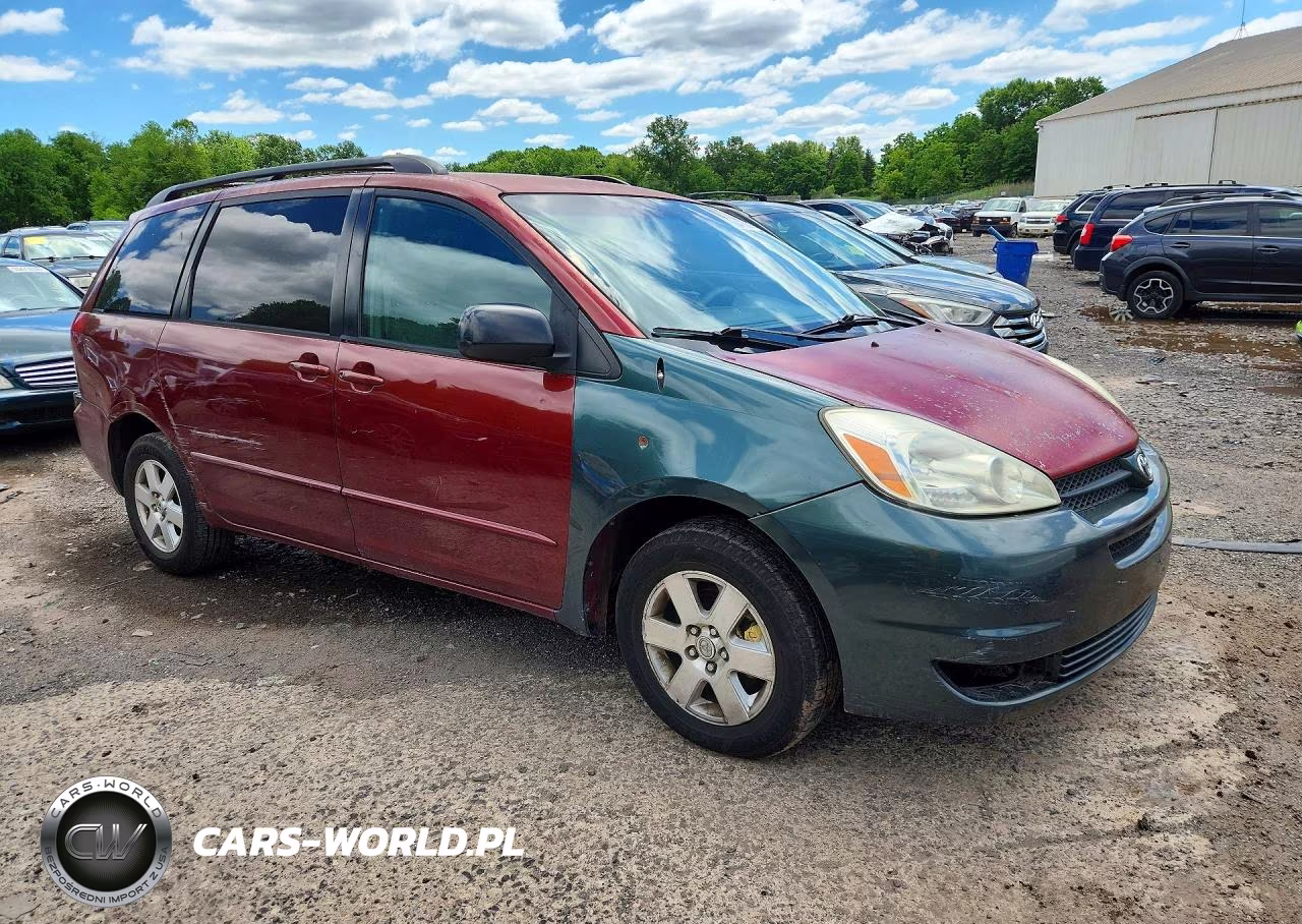 2004 Toyota Sienna Le 7 Passenger VIN:5TDZA23C34S172449 - 4