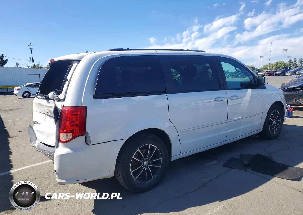 2017 Dodge Grand Caravan Gt VIN:2C4RDGEG8HR847943 - 3