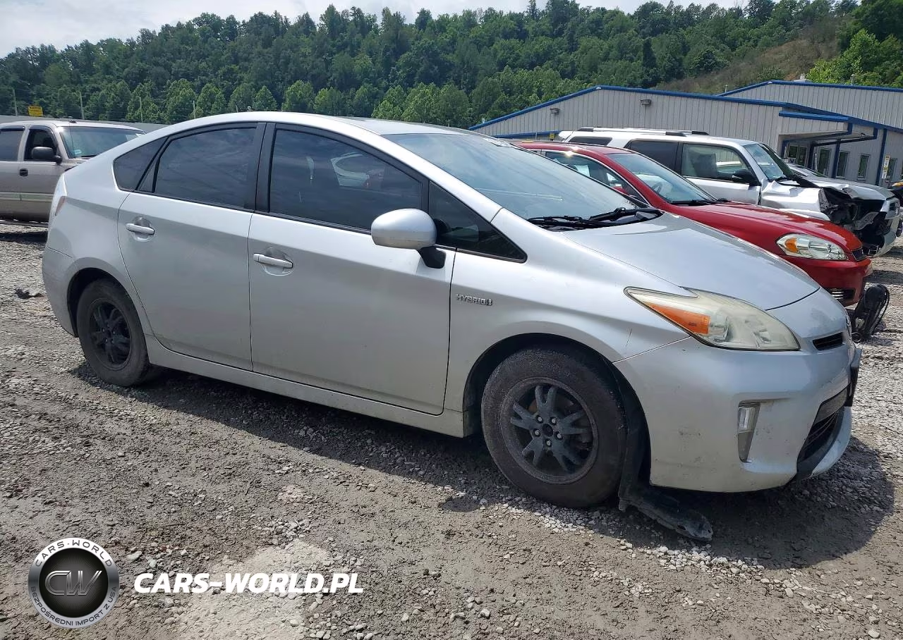 2012 Toyota Prius Two VIN:JTDKN3DU4C5420361 - 4