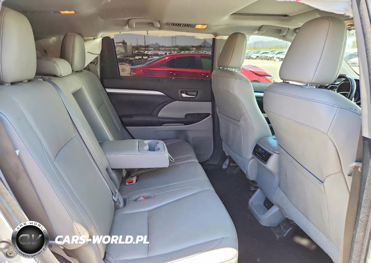 2018 Toyota Highlander Xle VIN:5TDKZRFH3JS544474 - 11