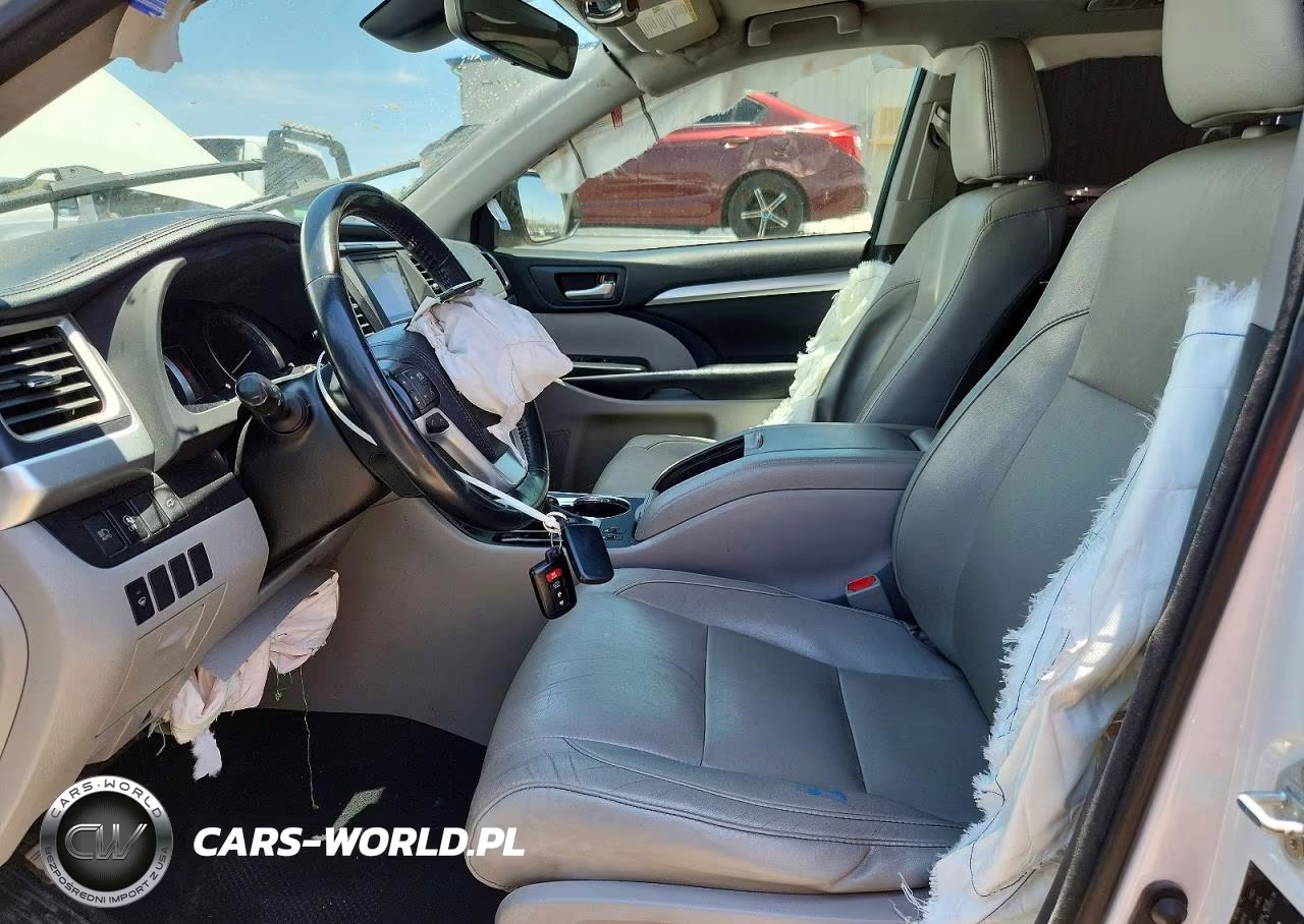 2018 Toyota Highlander Xle VIN:5TDKZRFH3JS544474 - 7