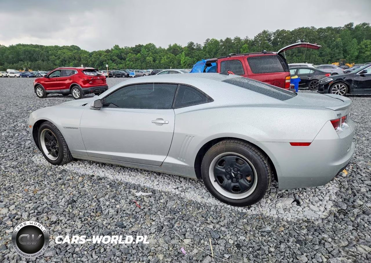 CHEVROLET CAMARO VIN:2G1FA1E36D9160663 - 2