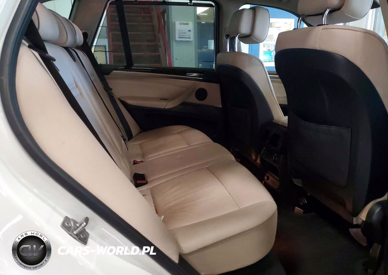 2012 BMW X5 xDrive35I VIN:5UXZV4C5XCL754080 - 11