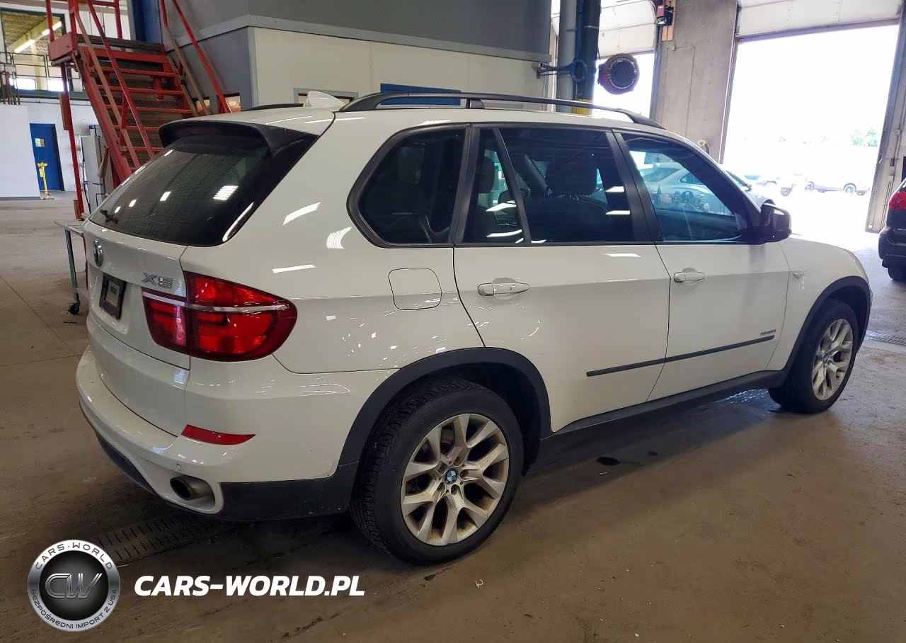 2012 BMW X5 xDrive35I VIN:5UXZV4C5XCL754080 - 3