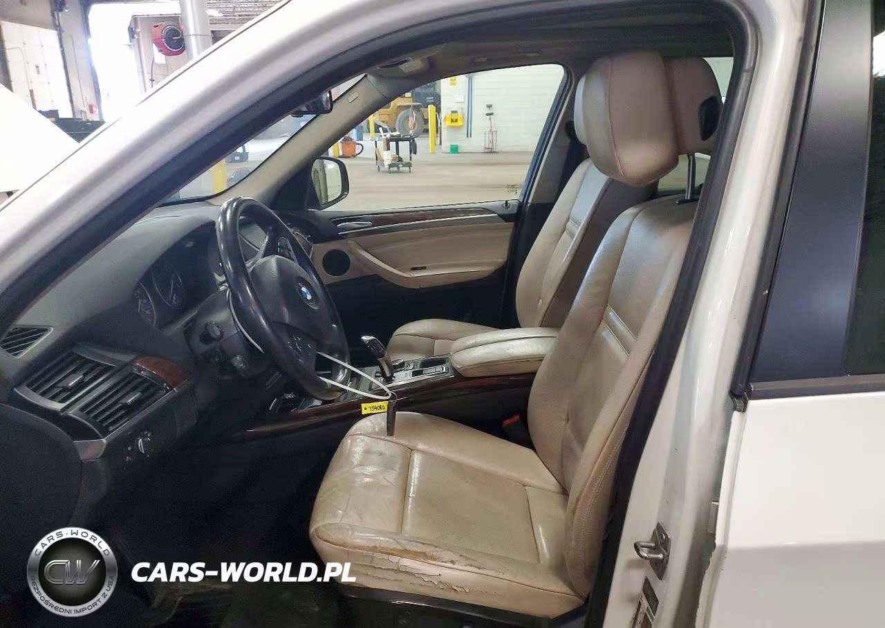 2012 BMW X5 xDrive35I VIN:5UXZV4C5XCL754080 - 7