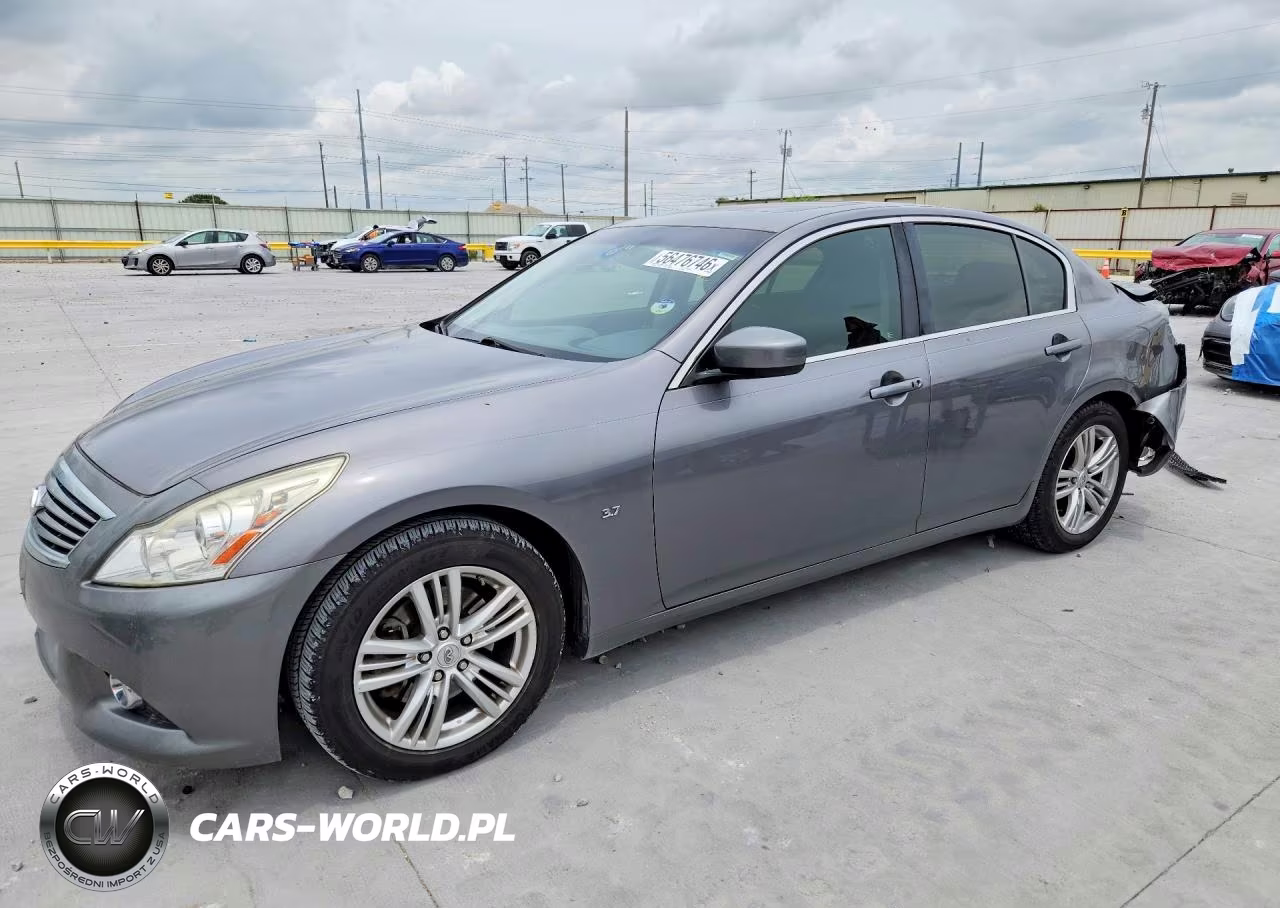 2015 Infiniti Q40 Base