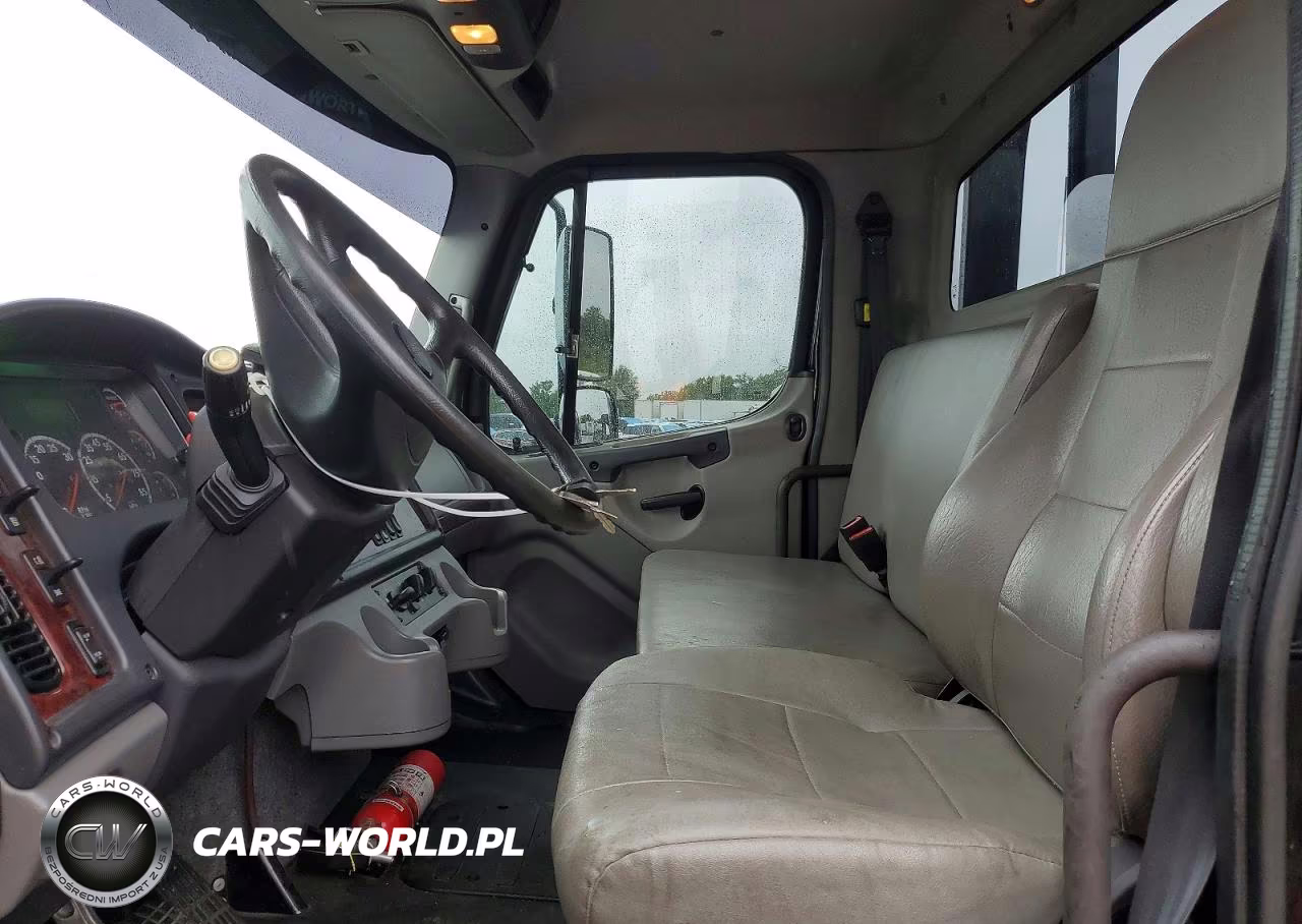 2018 Freightliner M2 106 Med VIN:1FVACWFC9JHJJ8958 - 7