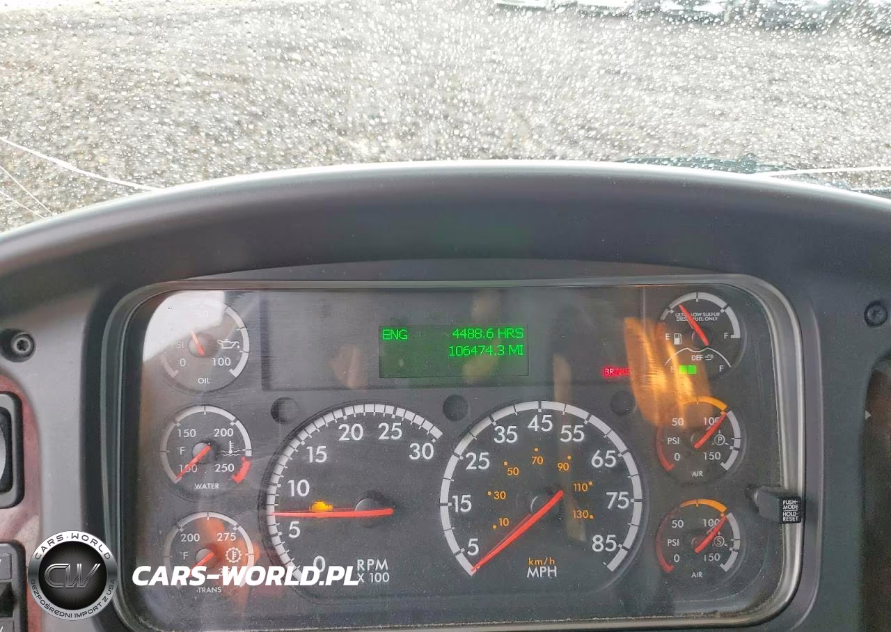 2018 Freightliner M2 106 Med VIN:1FVACWFC9JHJJ8958 - 9