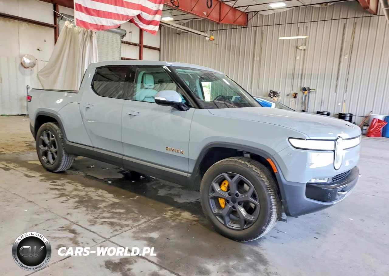 2022 Rivian R1T Launch Edition VIN:7FCTGAALXNN010417 - 4