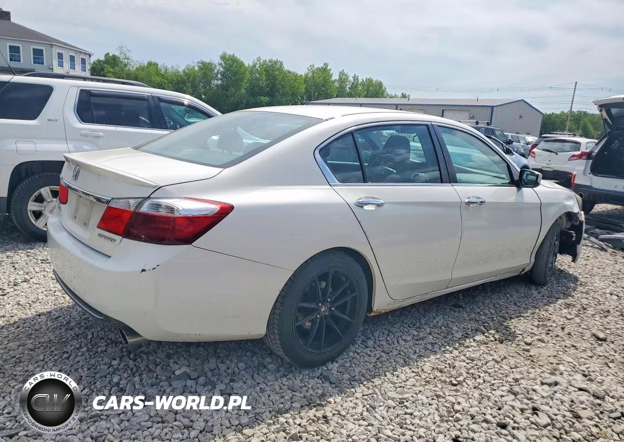 2014 Honda Accord Sport VIN:1HGCR2F59EA257792 - 3