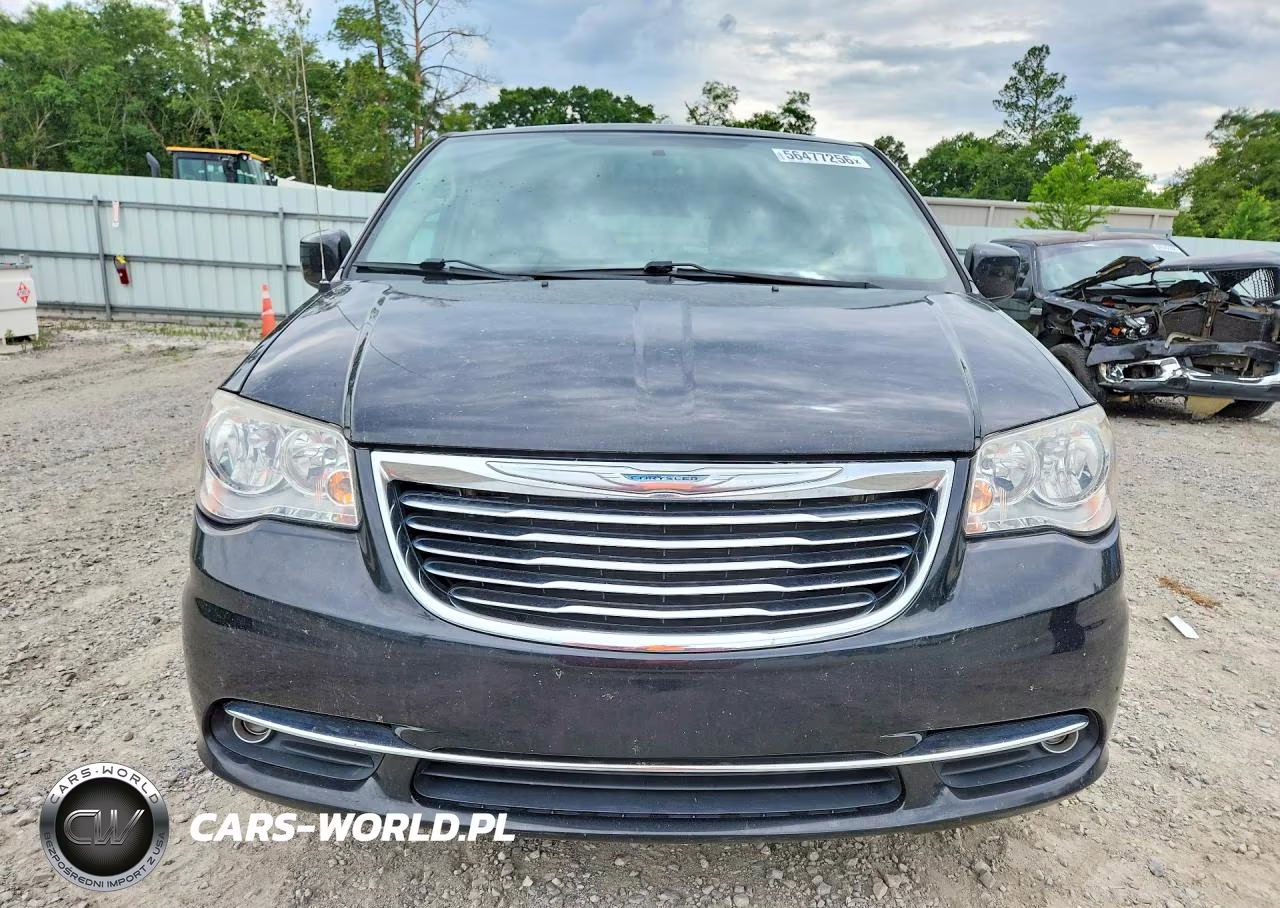 2015 Chrysler Town & Country Touring VIN:2C4RC1BG6FR611244 - 5