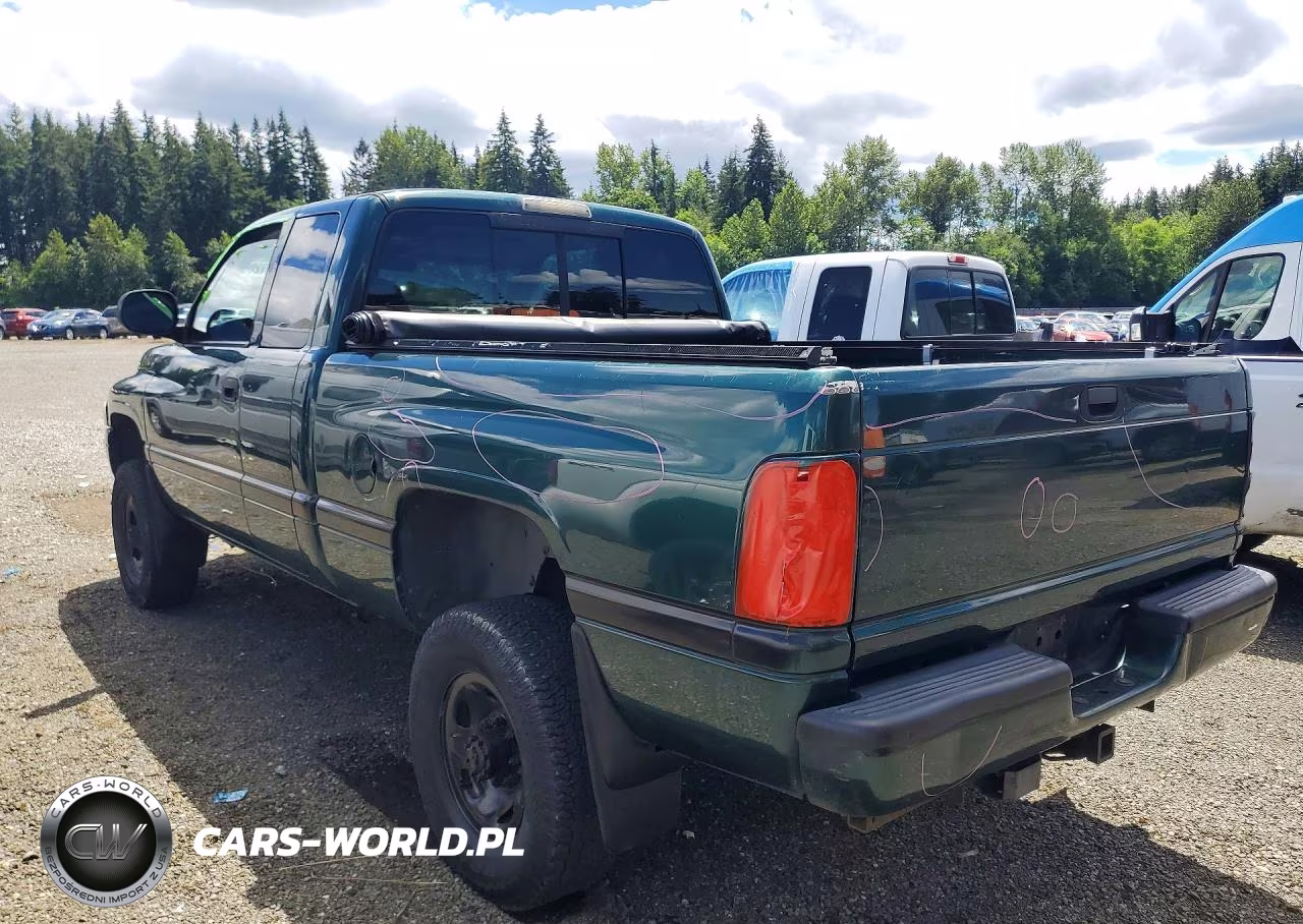 1999 Dodge Ram 2500 VIN:1B7KF23W2XJ619982 - 2