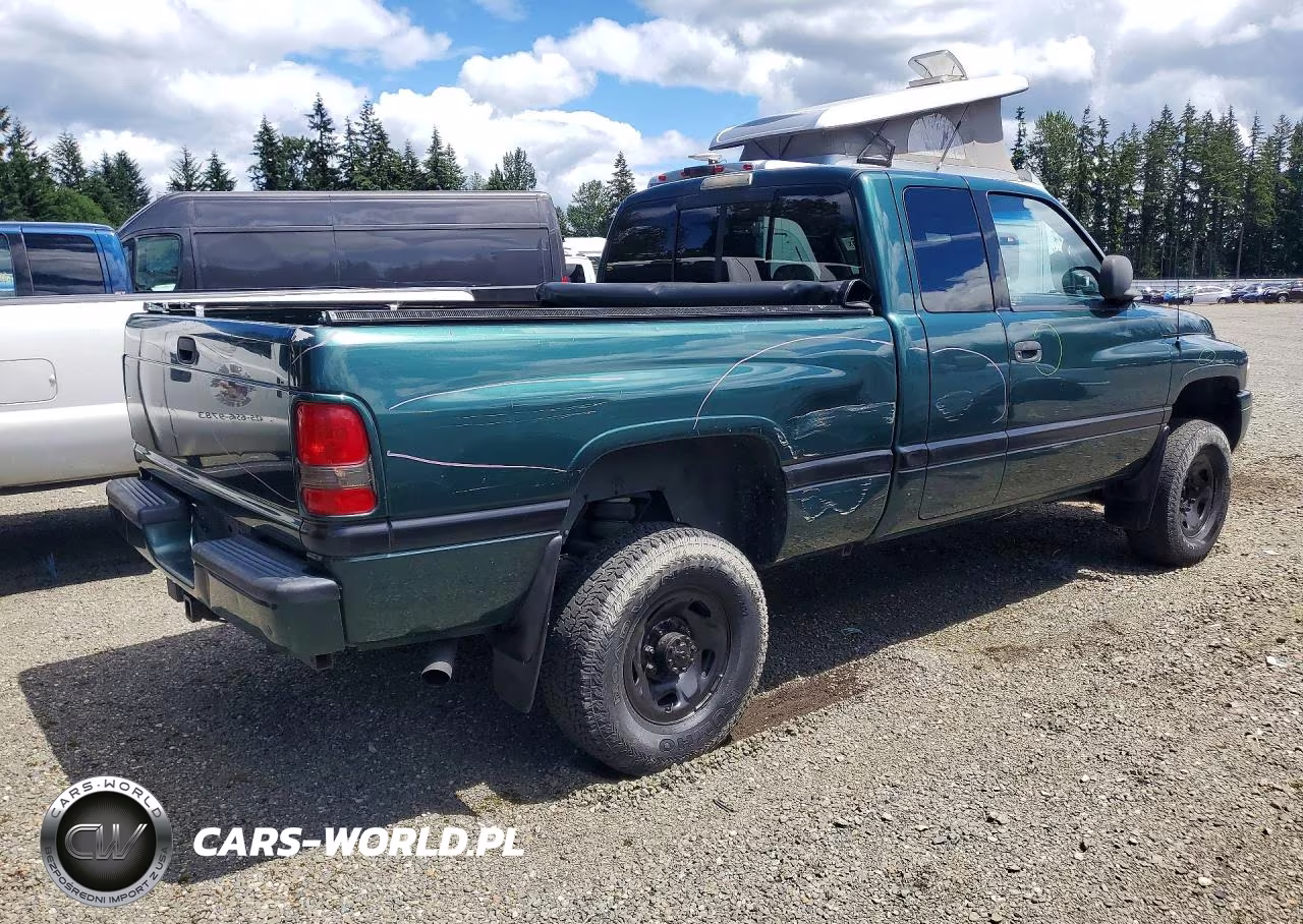 1999 Dodge Ram 2500 VIN:1B7KF23W2XJ619982 - 3