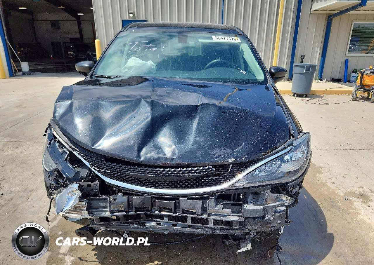 2018 Chrysler Pacifica Lx VIN:2C4RC1CG6JR171405 - 5