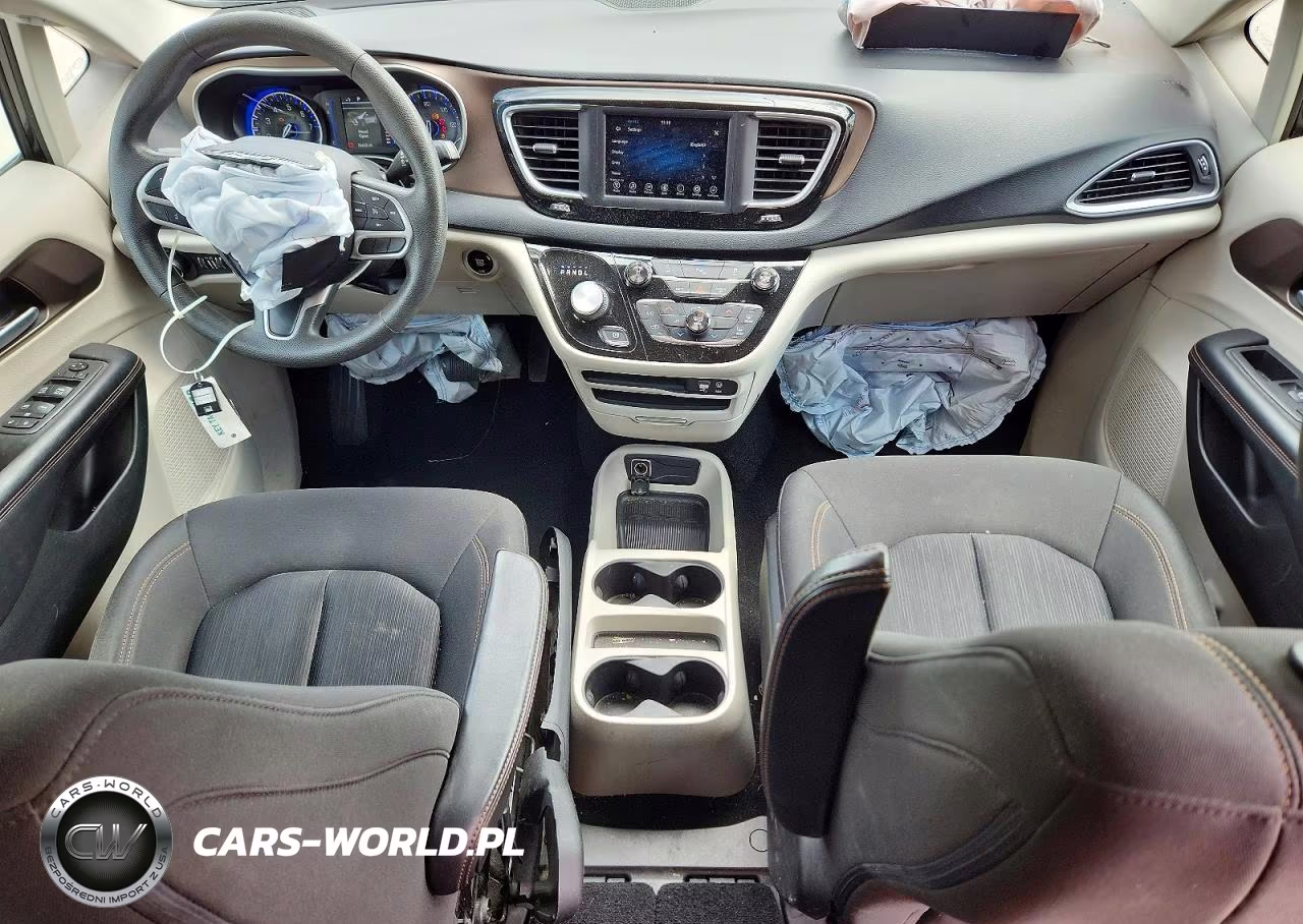 2018 Chrysler Pacifica Lx VIN:2C4RC1CG6JR171405 - 8