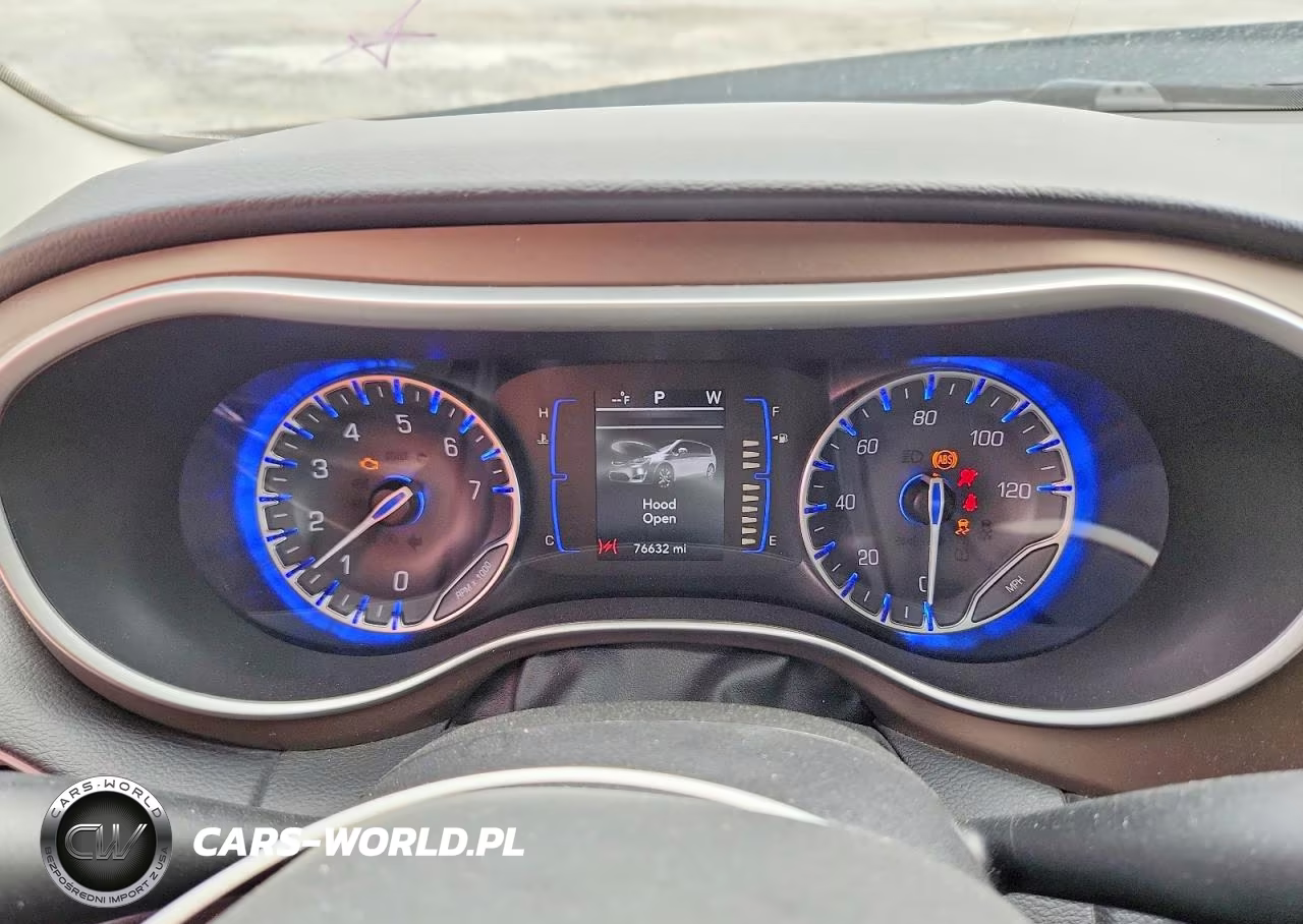 2018 Chrysler Pacifica Lx VIN:2C4RC1CG6JR171405 - 9