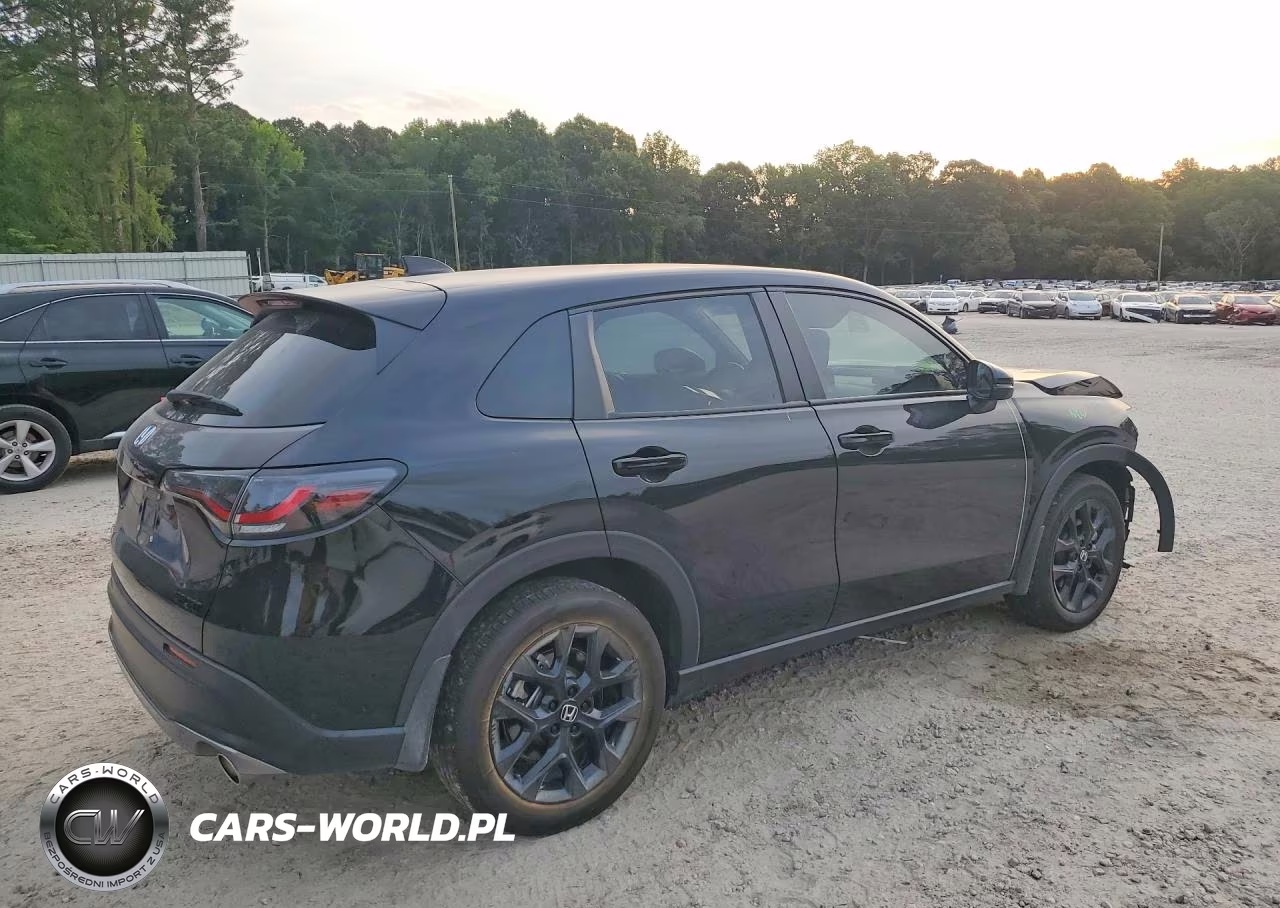 2025 Honda Hr-V Sport VIN:3CZRZ2H58SM761877 - 3