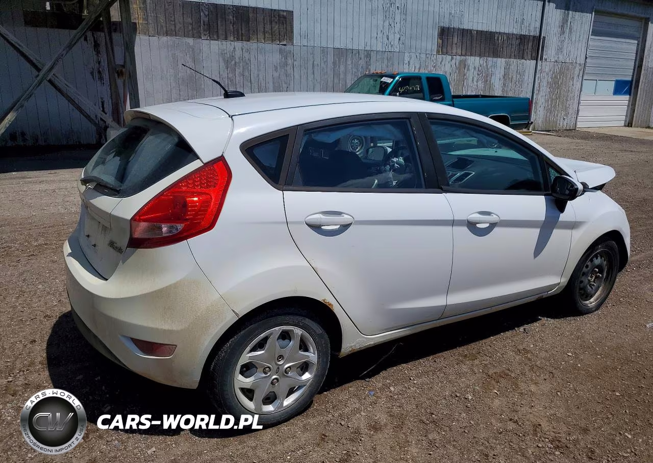 2013 Ford Fiesta Se VIN:3FADP4EJXDM169831 - 3