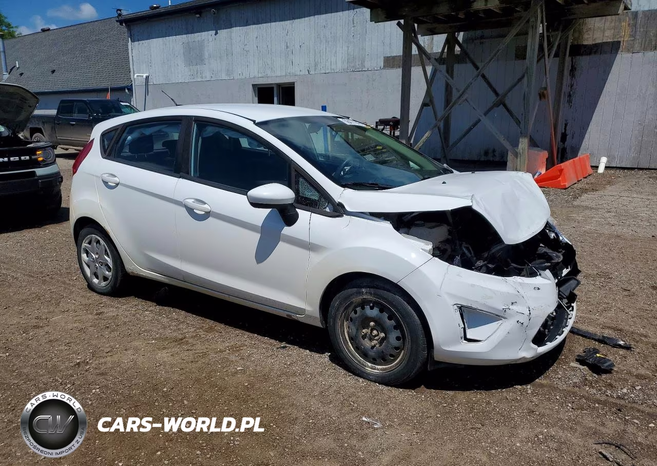 2013 Ford Fiesta Se VIN:3FADP4EJXDM169831 - 4