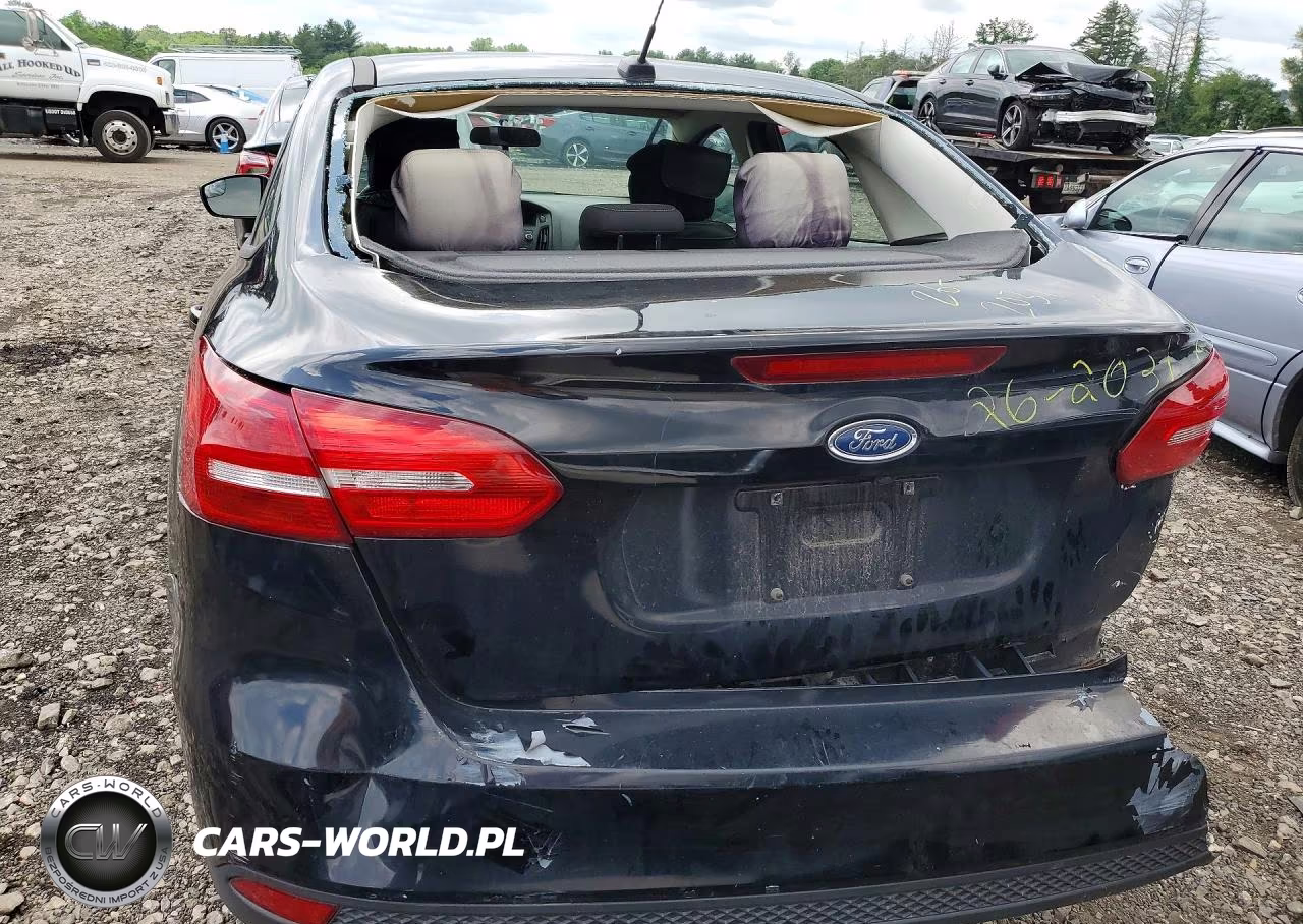 2018 Ford Focus Se VIN:1FADP3F24JL202885 - 6