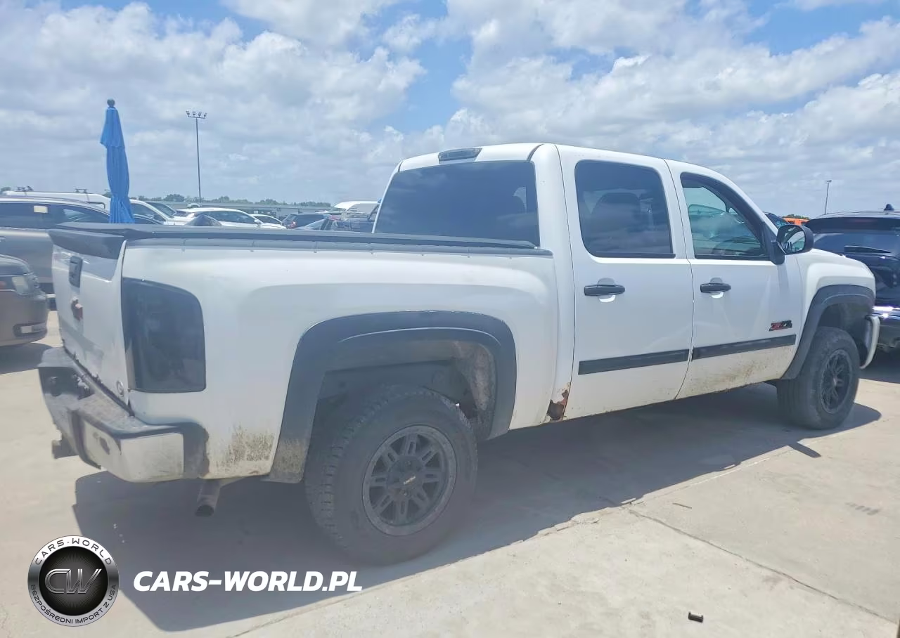2008 Chevrolet Silverado K1500 VIN:2GCEK13M281132293 - 3