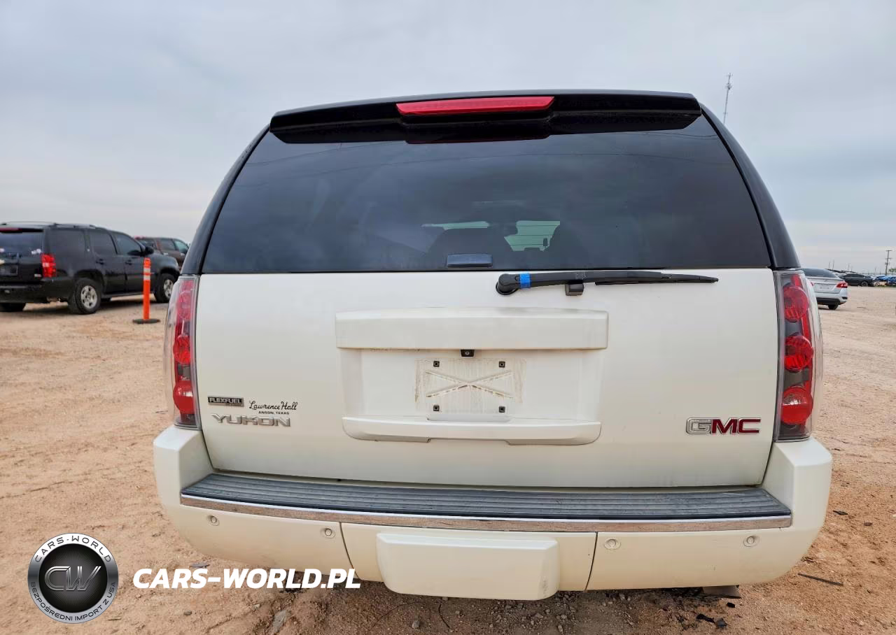 2011 GMC Yukon Denali VIN:1GKS2EEF1BR360989 - 6