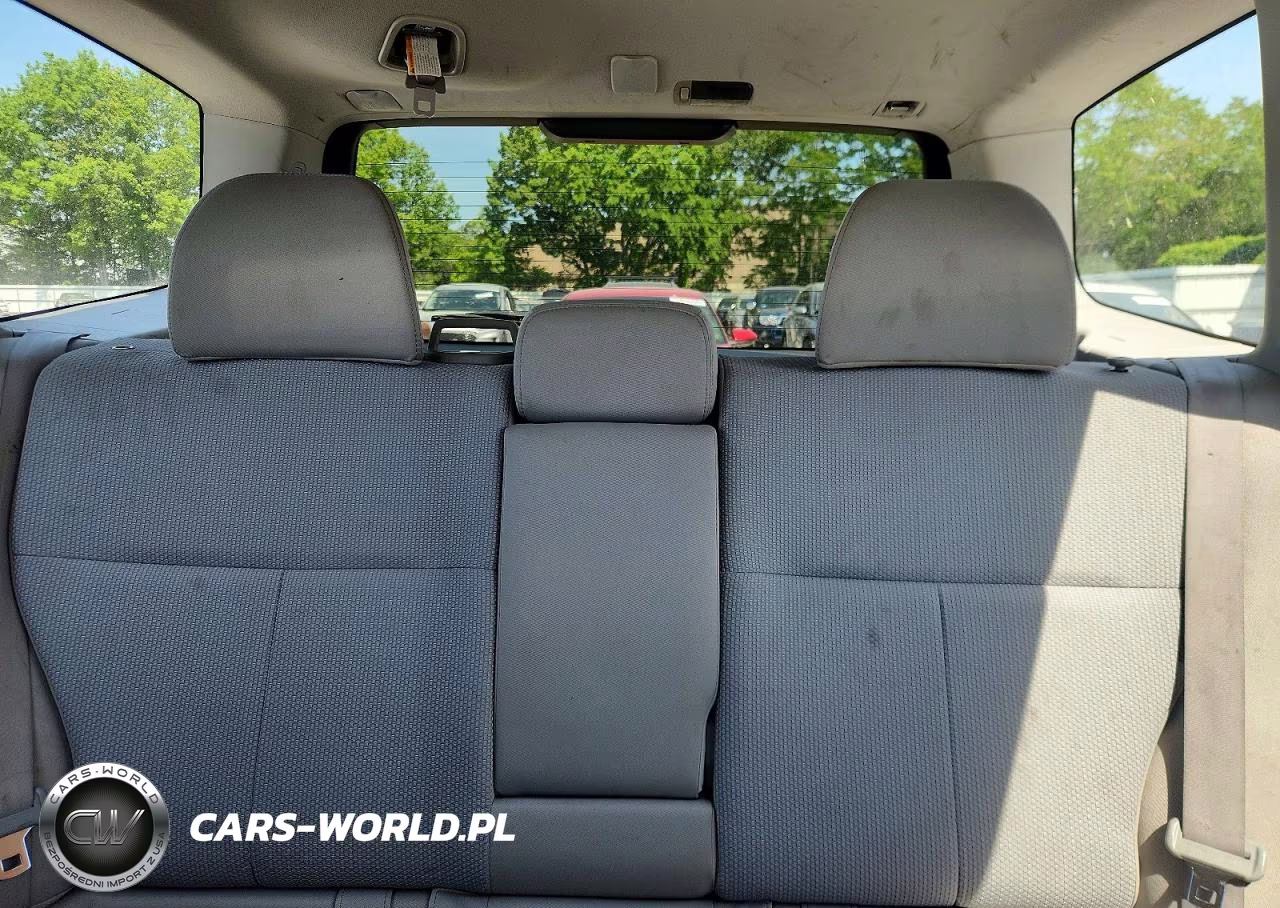 2011 Subaru Forester 2.5X VIN:JF2SHABC3BH737181 - 10