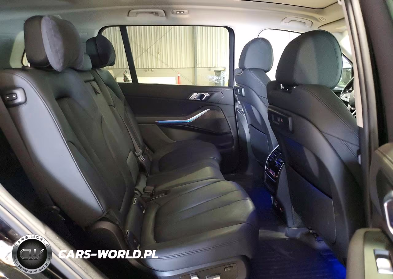 2021 BMW X7 xDrive40I VIN:5UXCW2C08M9E41090 - 11